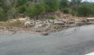 Nilai Proyek Miliaran Rupiah, CV. Rufany Papua Terkesan Menghindar soal Jalan Rusak di Namlea