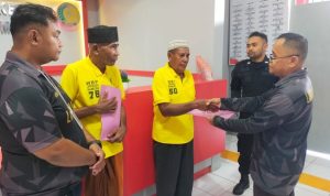 Dua WBP Lapas Namlea Berusia 70 dan 71 Tahun Terima Remisi Lansia, ini Harapan Kalapas