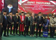 25 Anggota DPRD Buru Dilantik, Bambang Langlang Buana Jadi Ketua Sementara